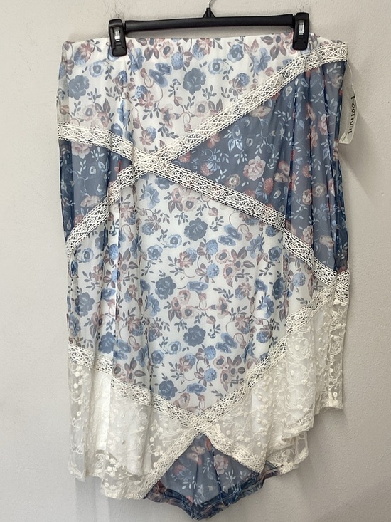 Cato Dresses & Skirts - Cato White Skirt with Blue & Cream Floral Trim